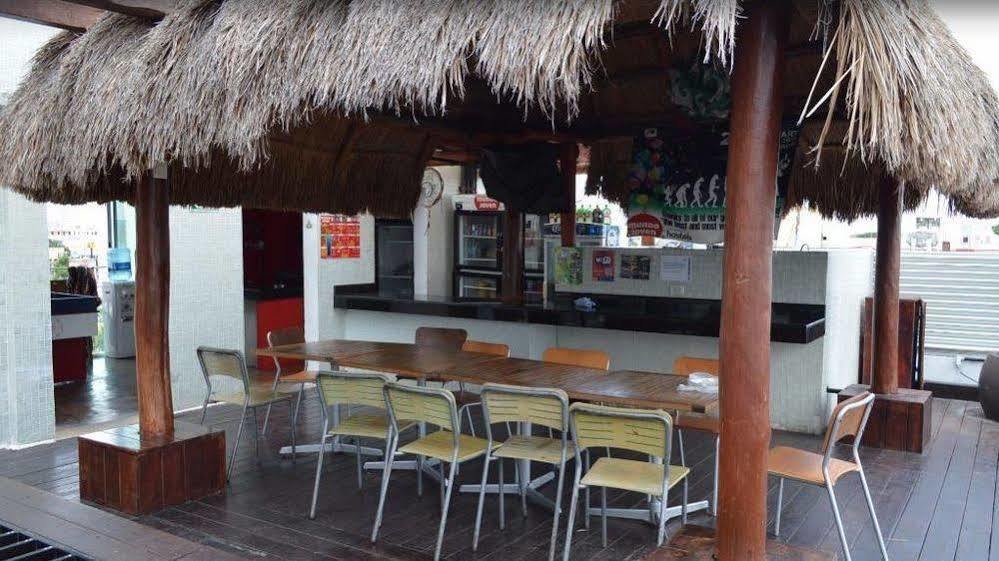 Tucan Hostel Cancun Exterior photo